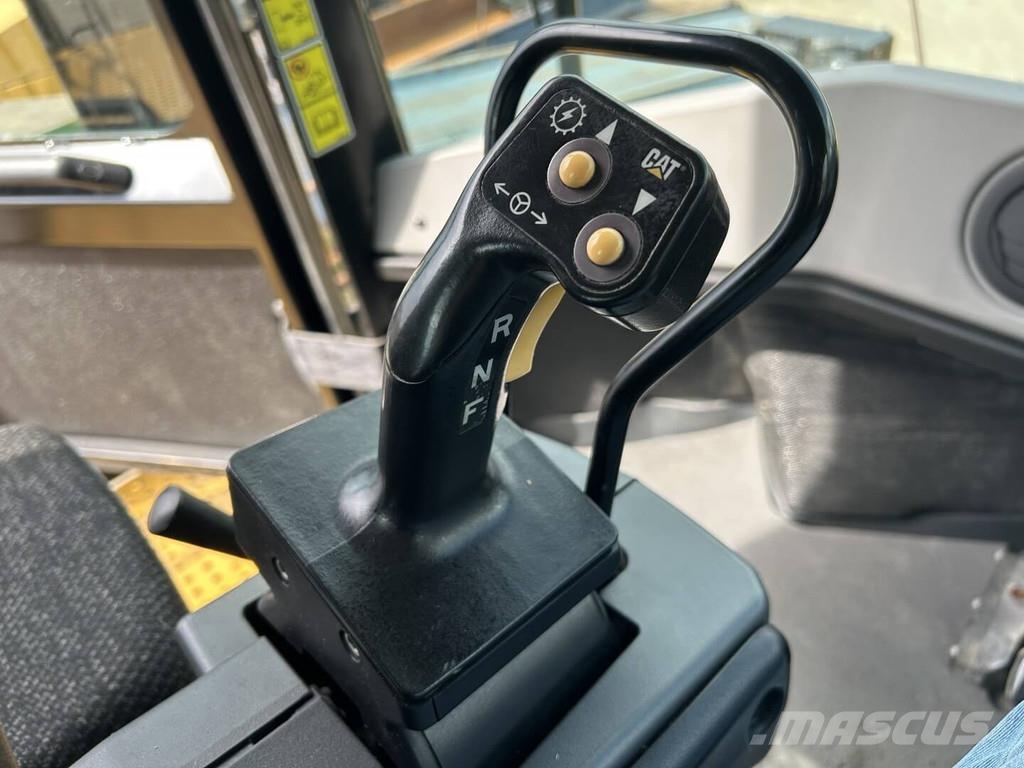CAT 992K Фронтальные погрузчики