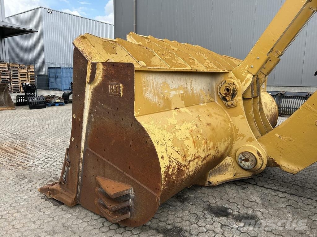 CAT 992K Фронтальные погрузчики