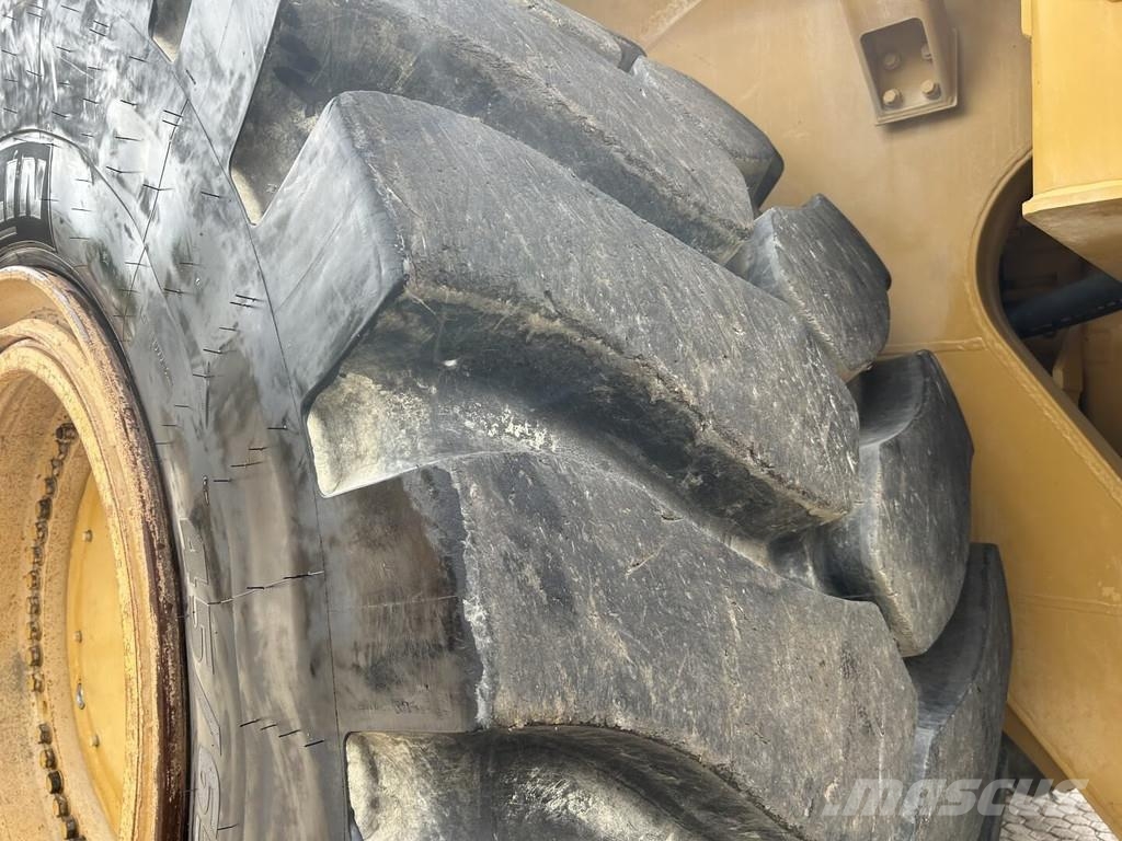 CAT 992K Фронтальные погрузчики