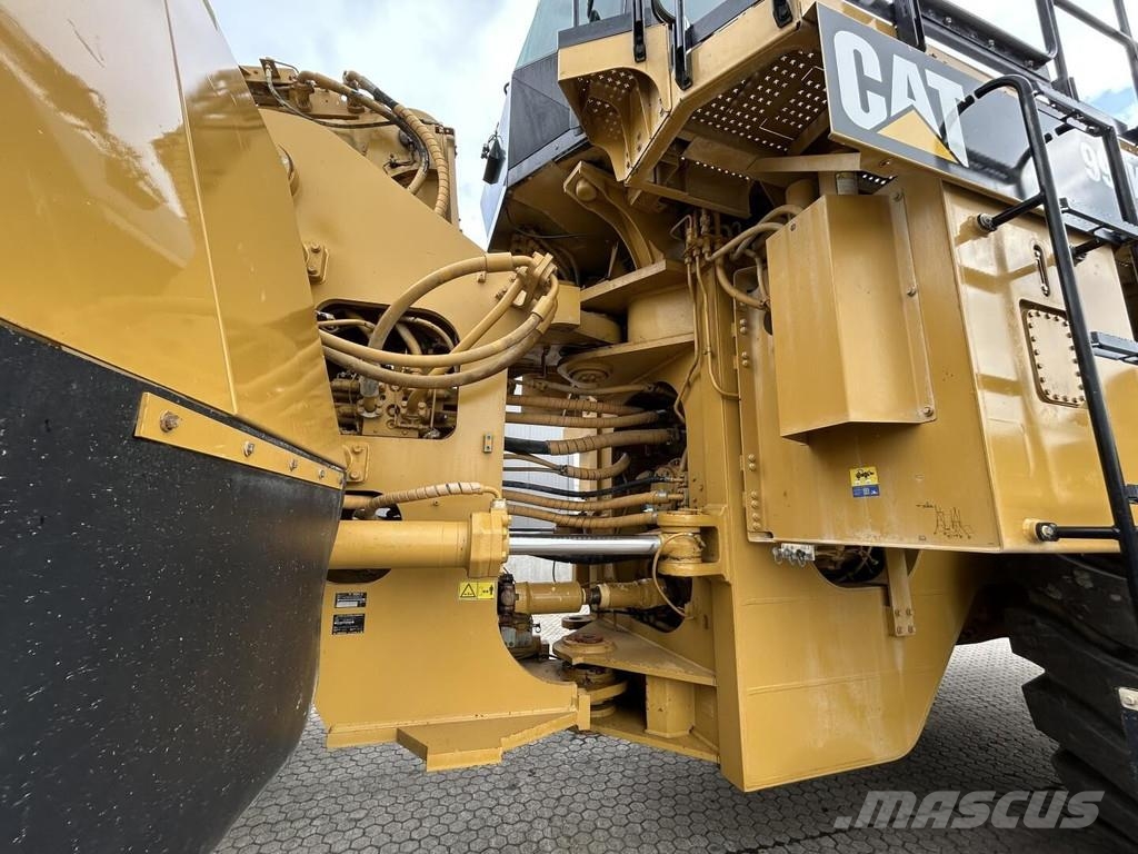 CAT 992K Фронтальные погрузчики