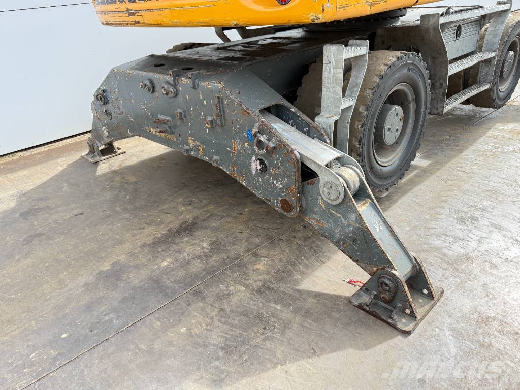 Liebherr LH22 Bagri za prekladanje primarnih/sekundarnih surovin