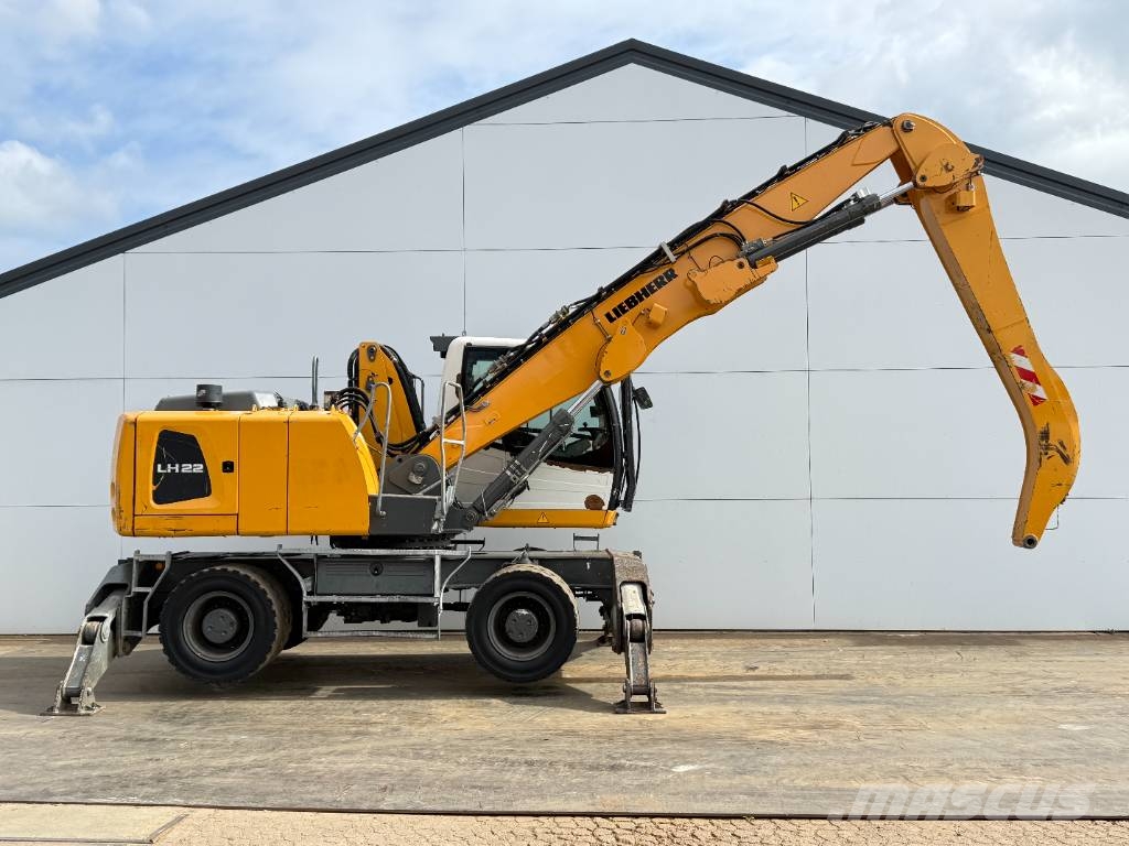Liebherr LH22 Bagri za prekladanje primarnih/sekundarnih surovin