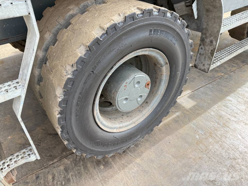 Liebherr LH22 - Tilting Cab / Auto Greasing / Camera Waste / industry handlers
