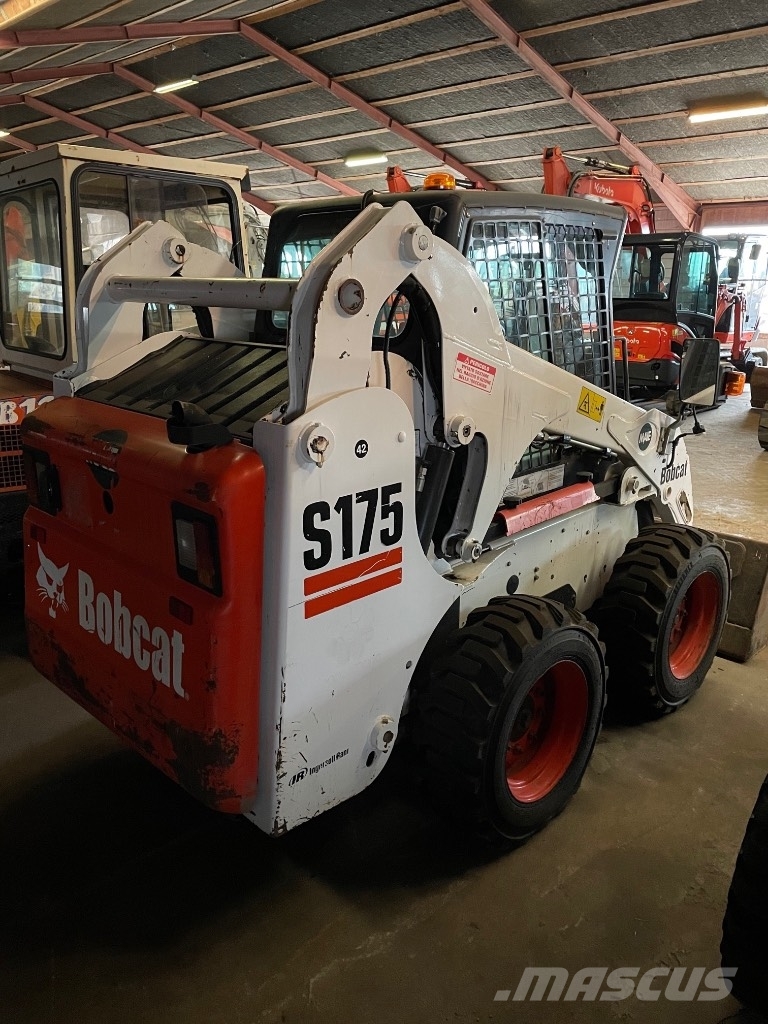 Bobcat S175 High Flow Smykem řízené nakladače