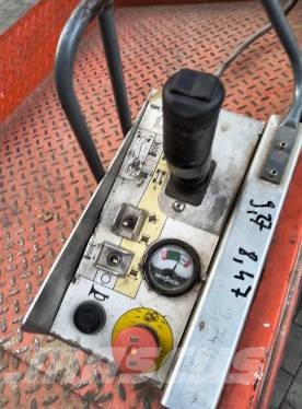 SkyJack SJ III 3226 Ножничные подъемники