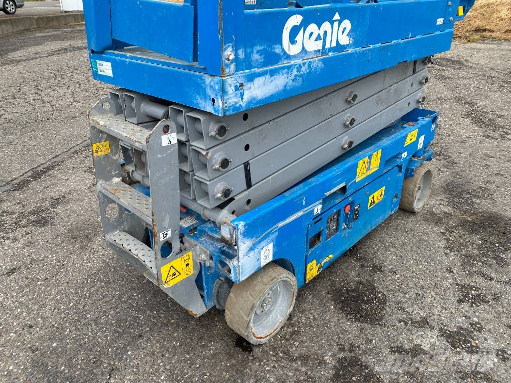 Genie GS 1932 /Certificat CE endommagée Kompaktné samohybné kĺbové plošiny
