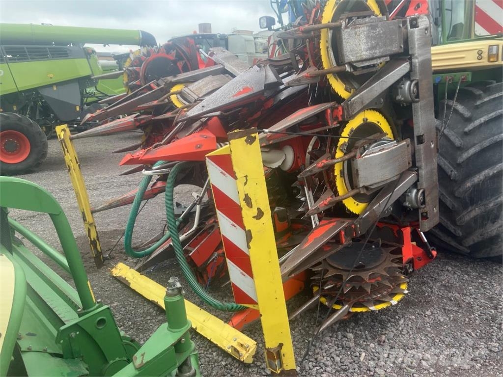 Krone BIG X 650 علافات ذاتية الدفع