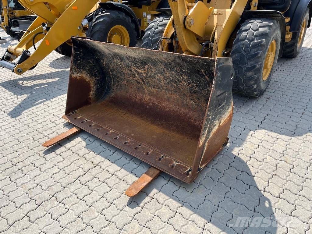 CAT 907 M Radlader