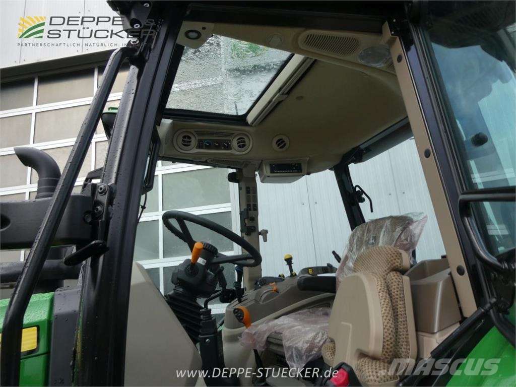 John Deere 5130M Maszyny rolnicze - Inne