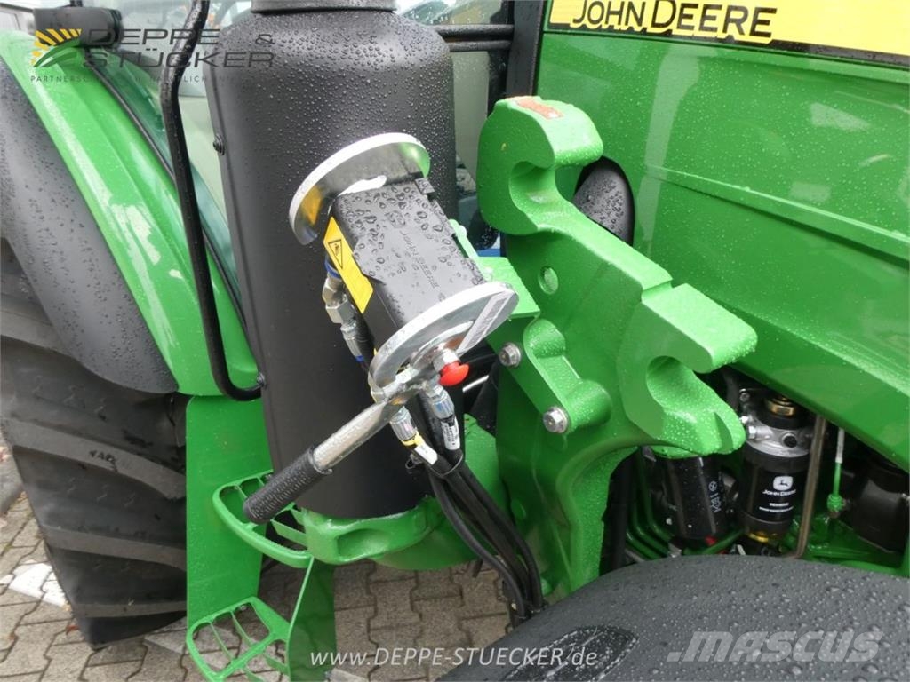 John Deere 5130M Maszyny rolnicze - Inne