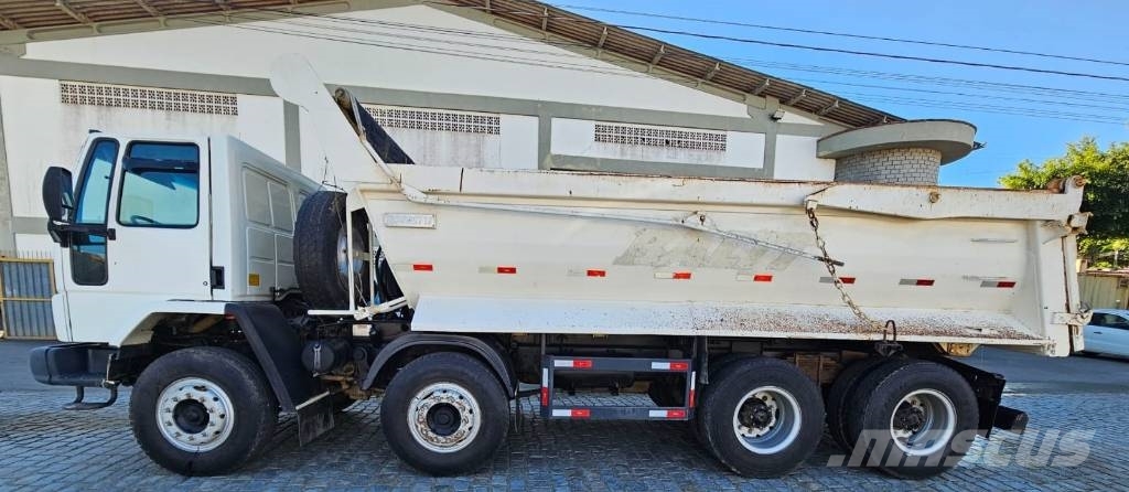 Ford 2628 덤프 트럭