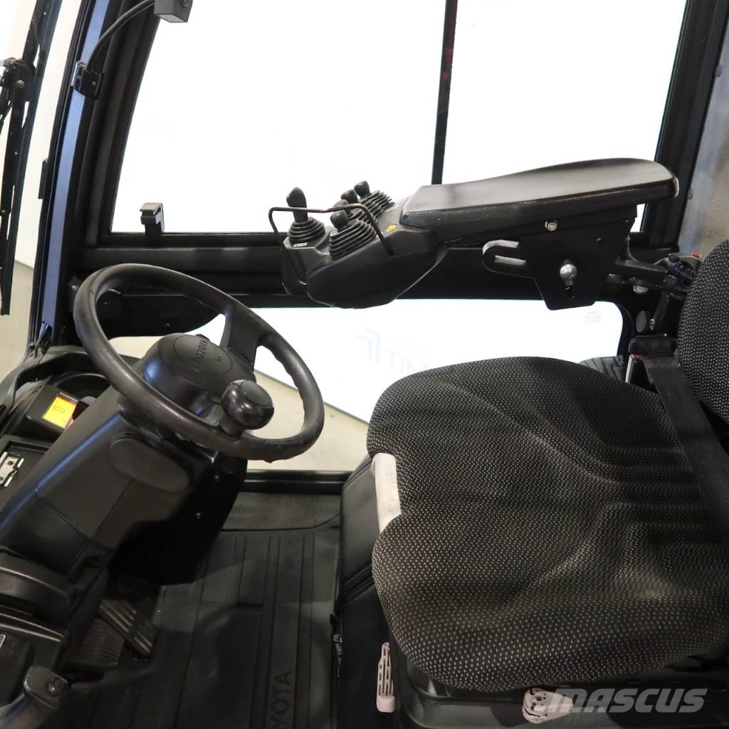 Toyota 40-8FD45N Diesel forklifts