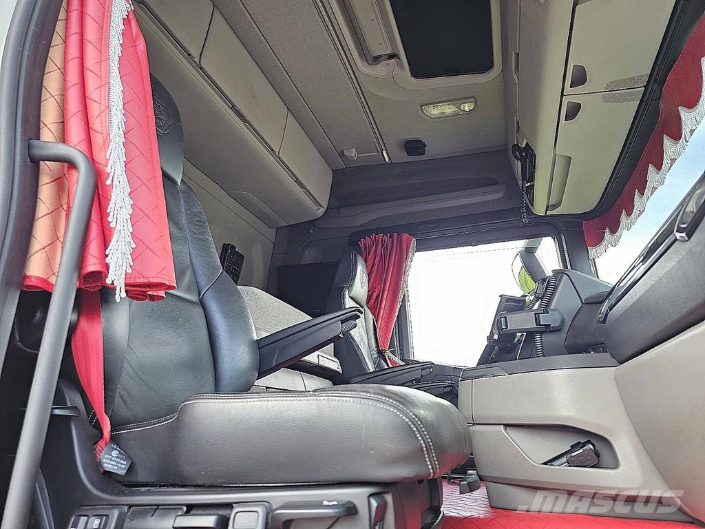 Scania R450 6x2/4 NB Truck Tractor Units