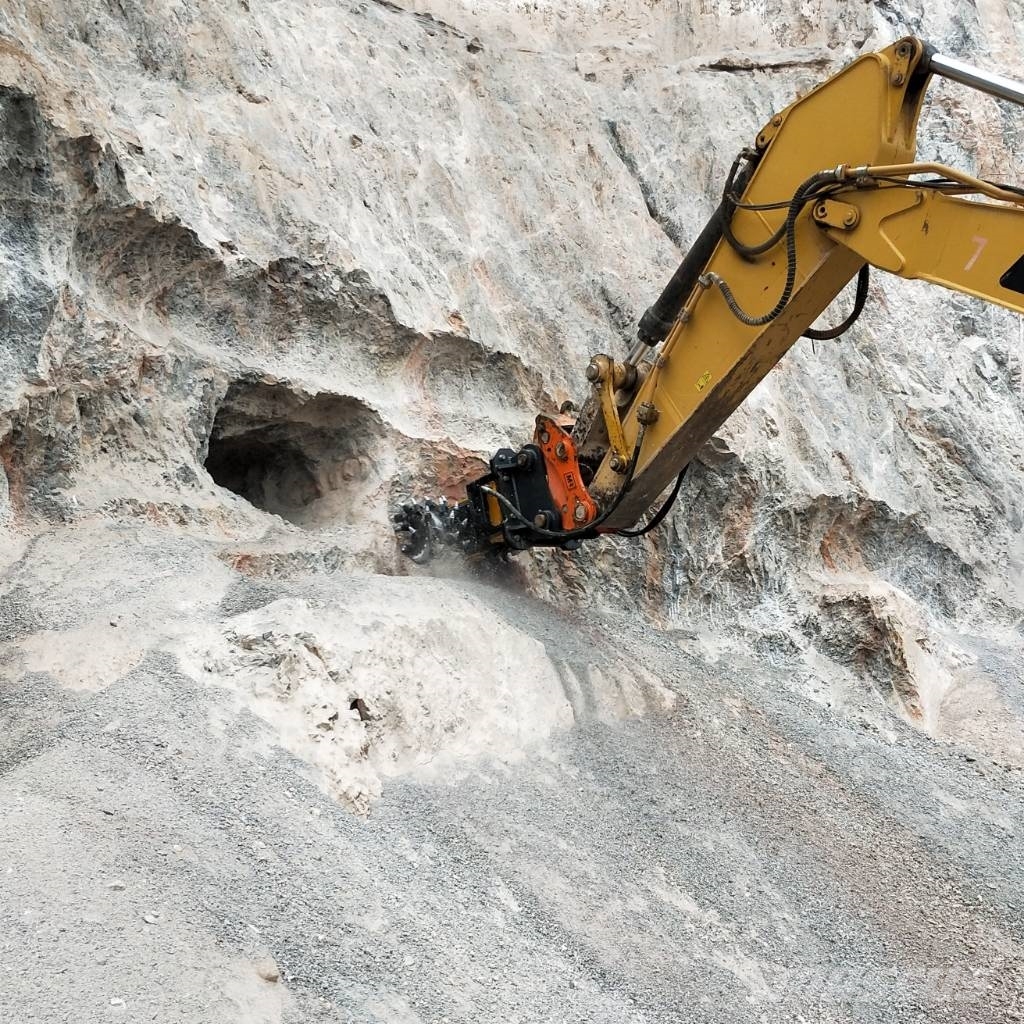 MB Crusher MB-R900 Plainas / Fresadoras
