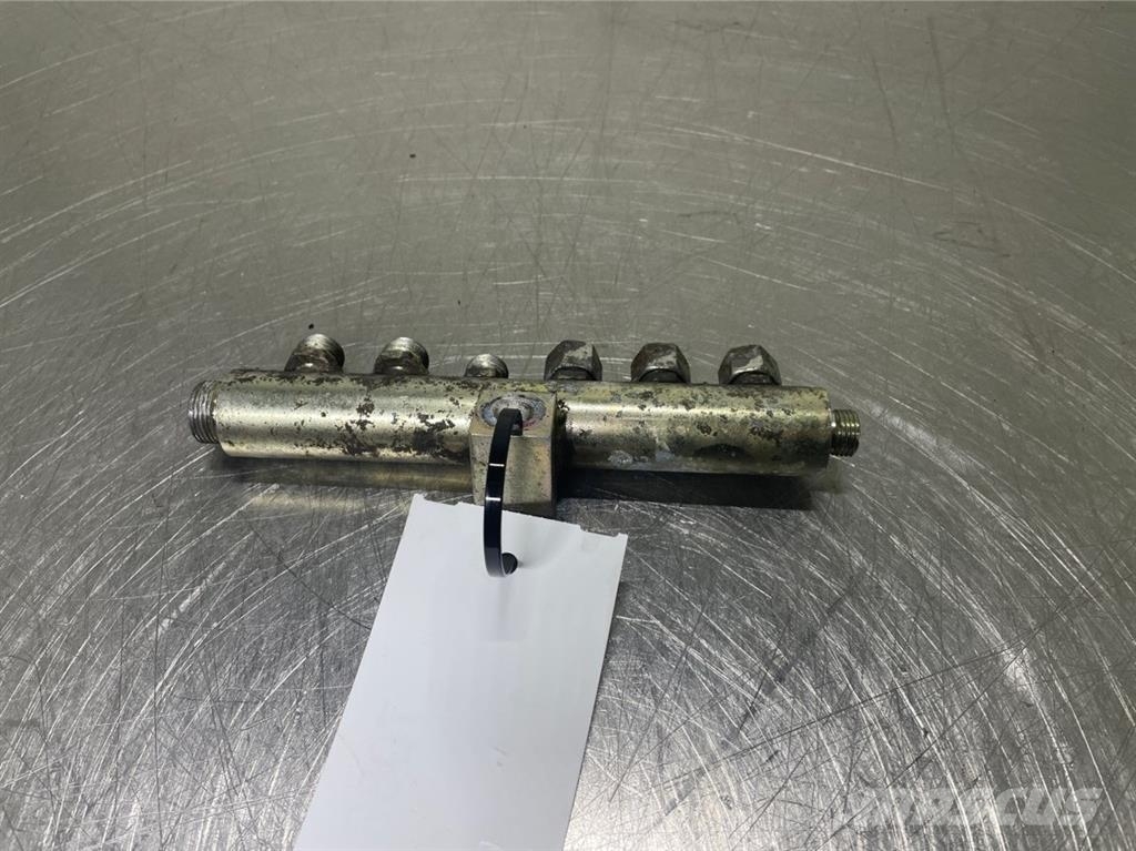 Liebherr A934C-10101615-Distributor/Verteiler/Verdeler Hidráulica