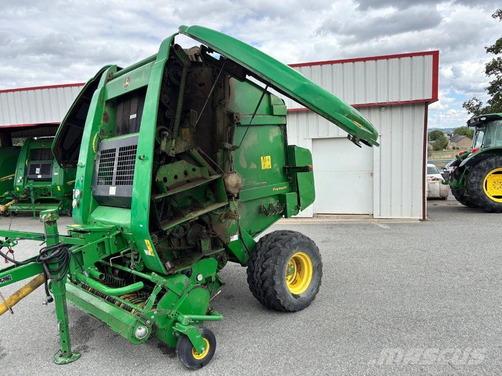 John Deere 864 PREMIUM Ronde-balenpersen