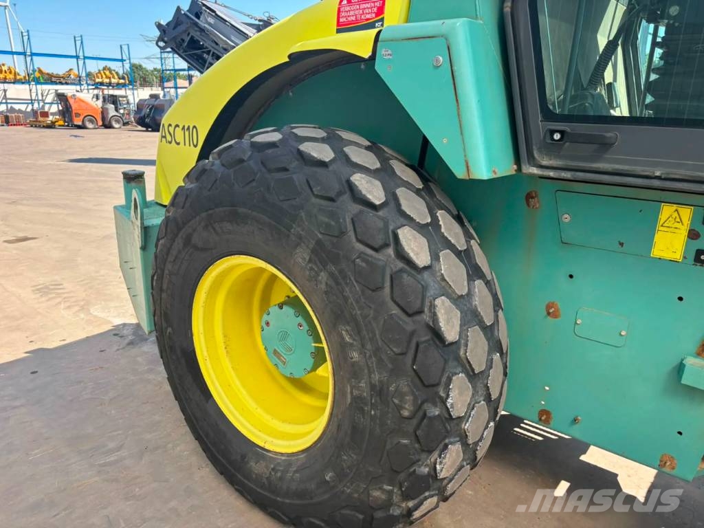Ammann ASC110D Enojni valjarji