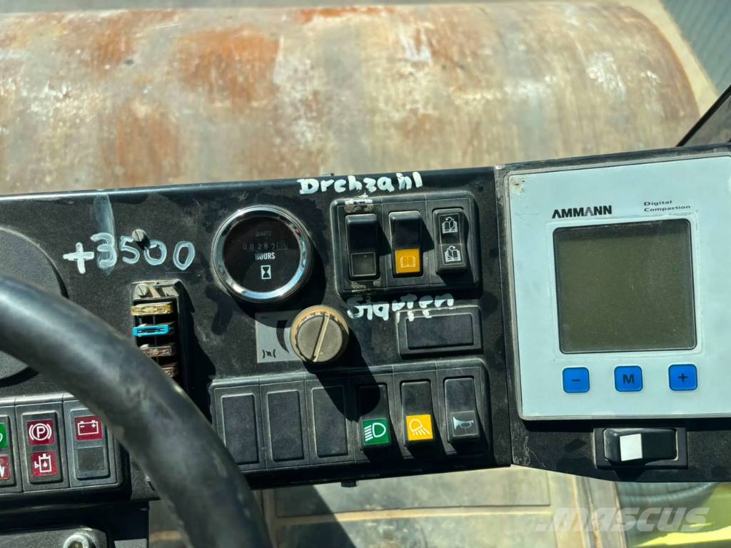 Ammann ASC110D Enojni valjarji
