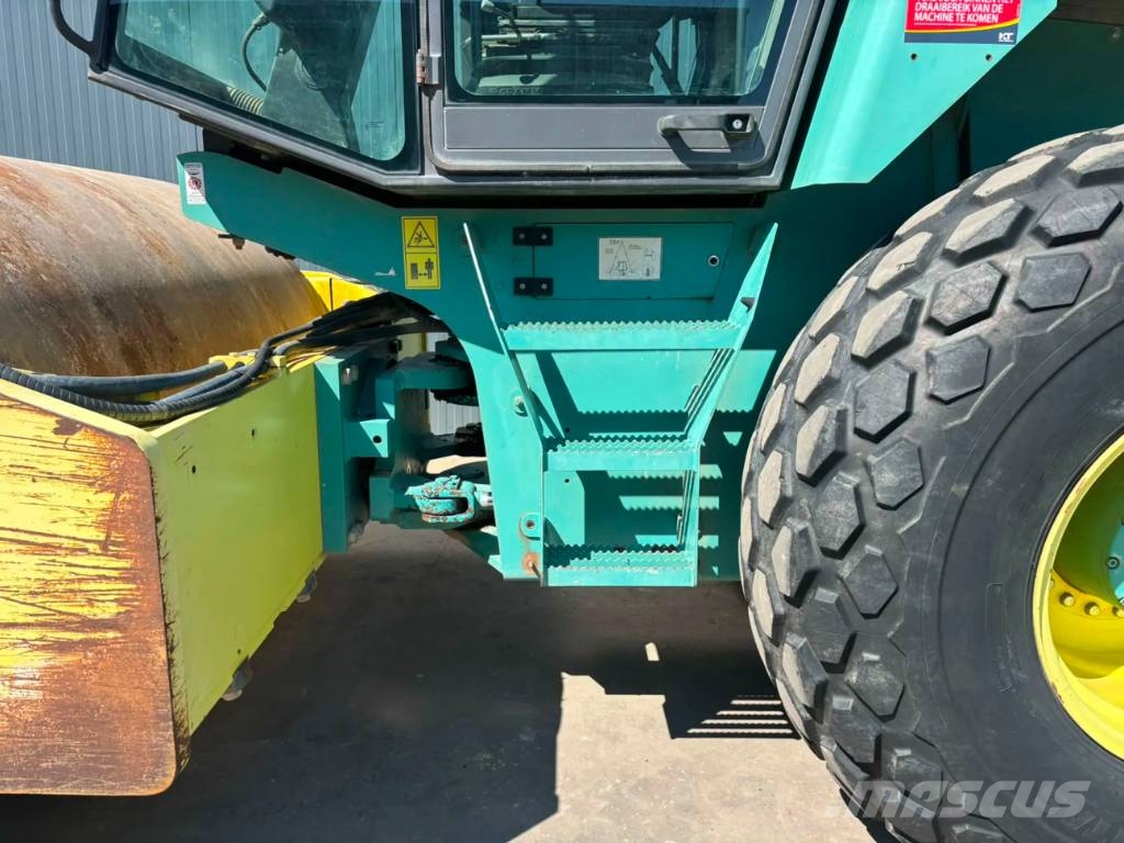 Ammann ASC110D Enojni valjarji