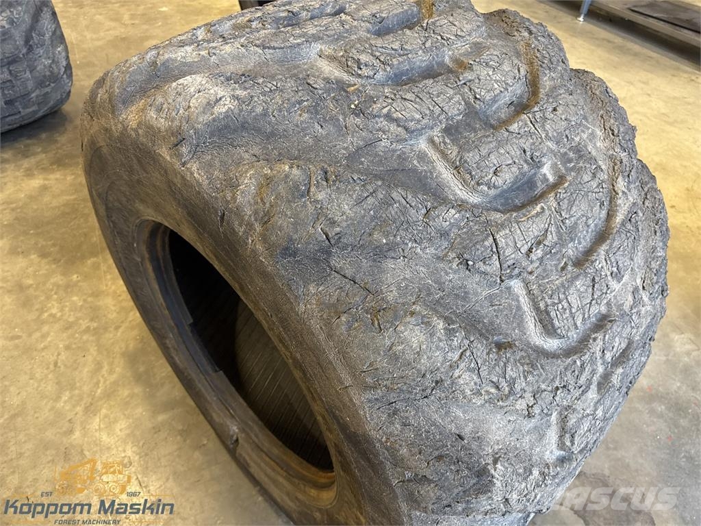 Nokian Fkf2 800/40x26,5 Used/Beg Tyres, wheels and rims