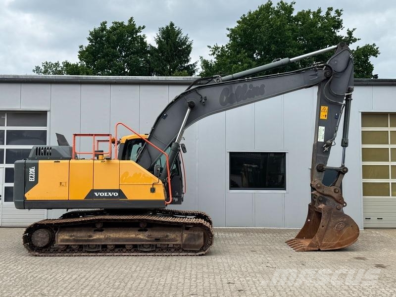 Volvo EC 220 EL 大型油圧ショベル12t以上(パワーショベル・ユンボ)