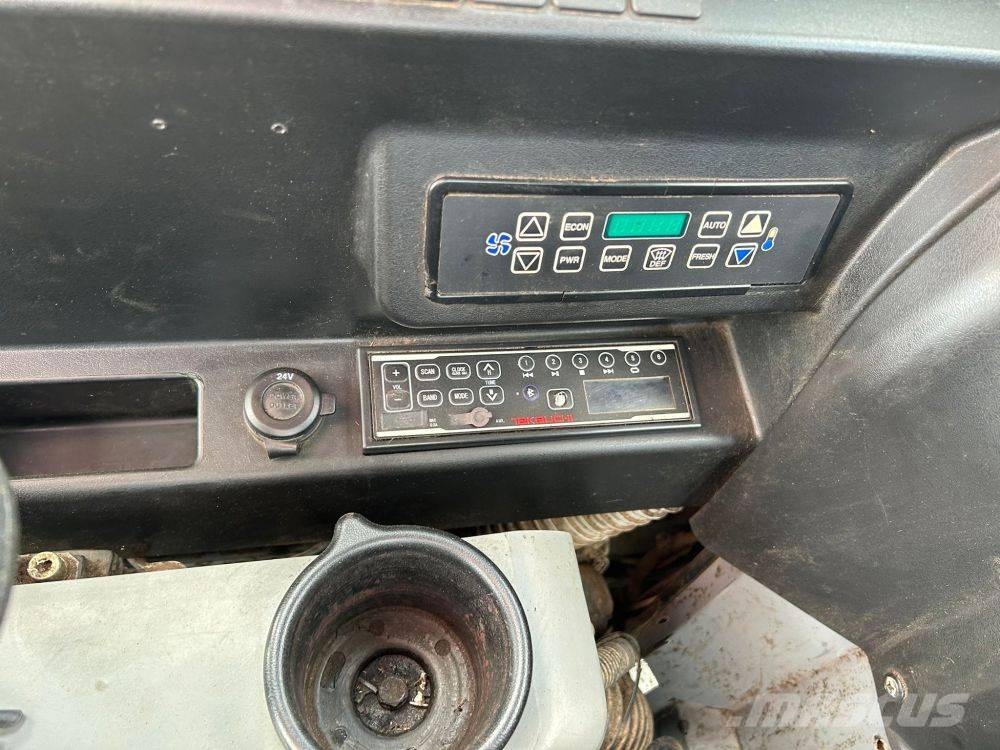 Takeuchi TB 2150 R 대형 굴삭기 29톤 이상