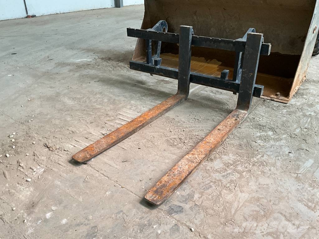 Kubota R 085 Wheel loaders
