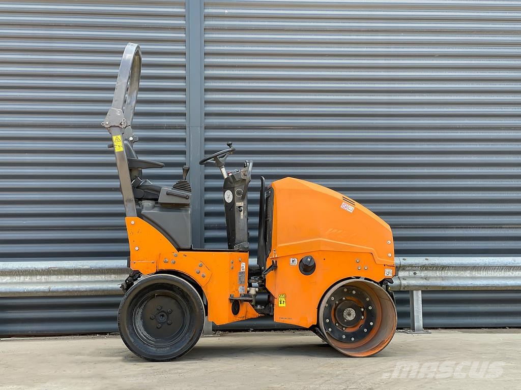 Ammann ARX 16 K Kombinované válce