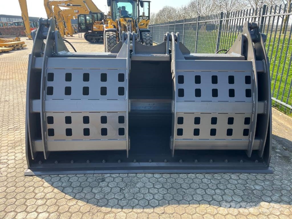 Volvo L110 clamp bucket demo Cucharones