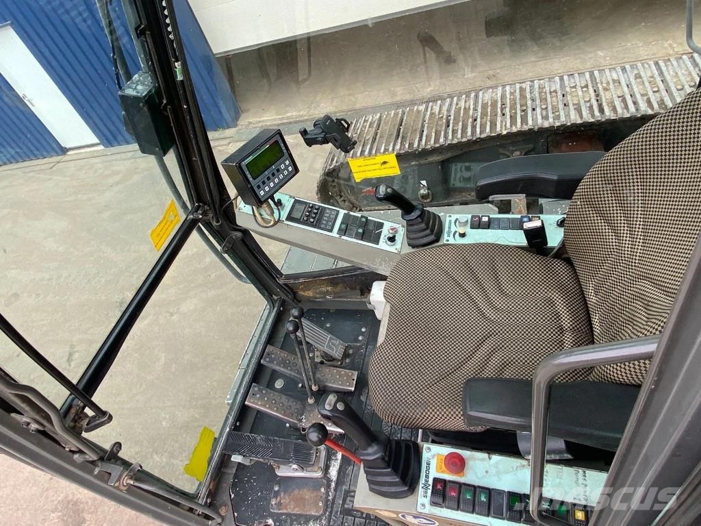 Sennebogen 683R Kāpurķēžu ceļamkrāni