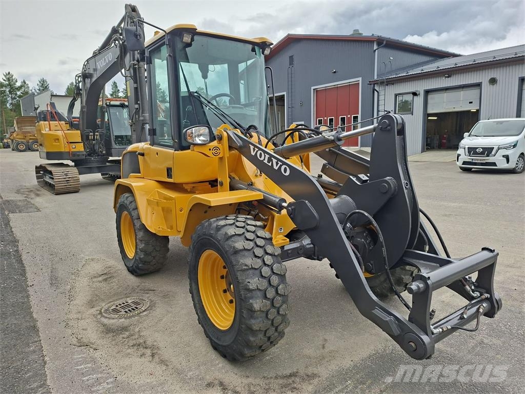 Volvo L30G Cargadoras sobre ruedas