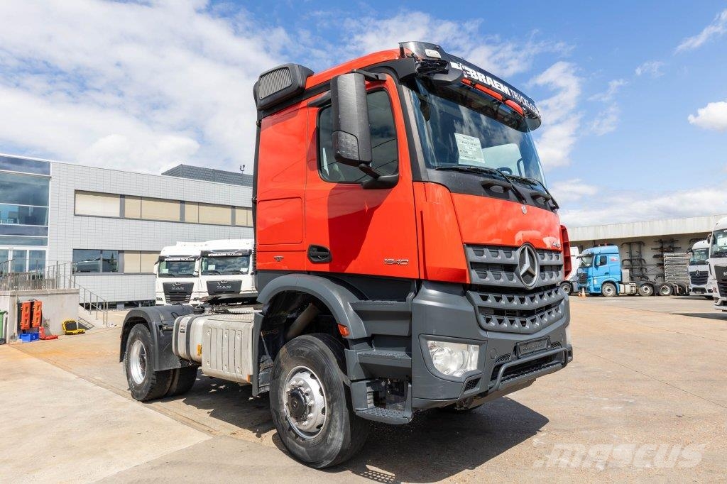 Mercedes-Benz AROCS 1840 AS - 4X4 (cardan)+MANUAL+KIPHYDR. Camiones tractor