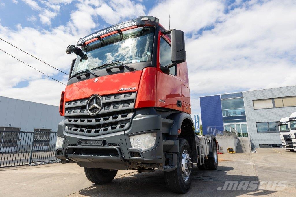 Mercedes-Benz AROCS 1840 AS - 4X4 (cardan)+MANUAL+KIPHYDR. Camiones tractor