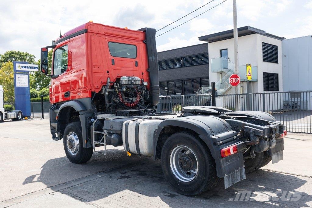 Mercedes-Benz AROCS 1840 AS - 4X4 (cardan)+MANUAL+KIPHYDR. Camiones tractor