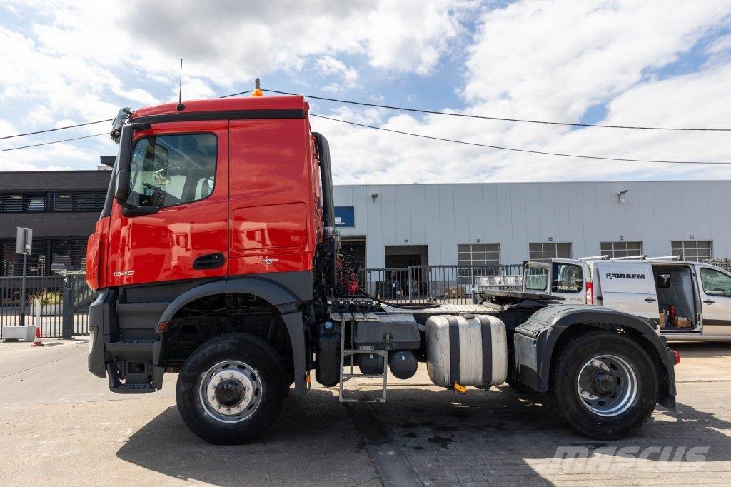 Mercedes-Benz AROCS 1840 AS - 4X4 (cardan)+MANUAL+KIPHYDR. Camiones tractor