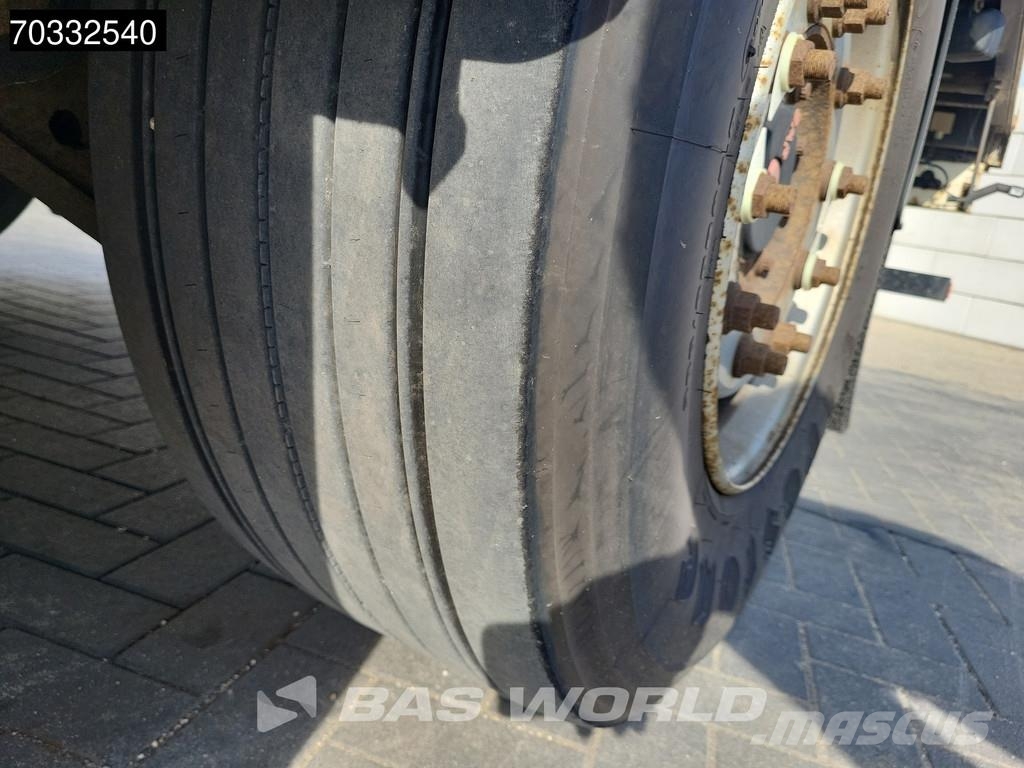 SYSTEM TRAILERS TFSSL27 Ply 3 axles SAF Kofferauflieger