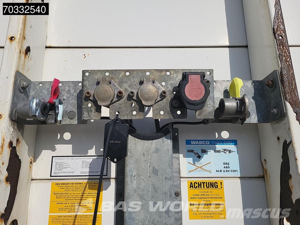 SYSTEM TRAILERS TFSSL27 Ply 3 axles SAF Kofferauflieger