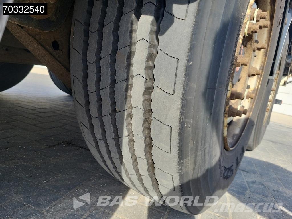 SYSTEM TRAILERS TFSSL27 Ply 3 axles SAF Kofferauflieger