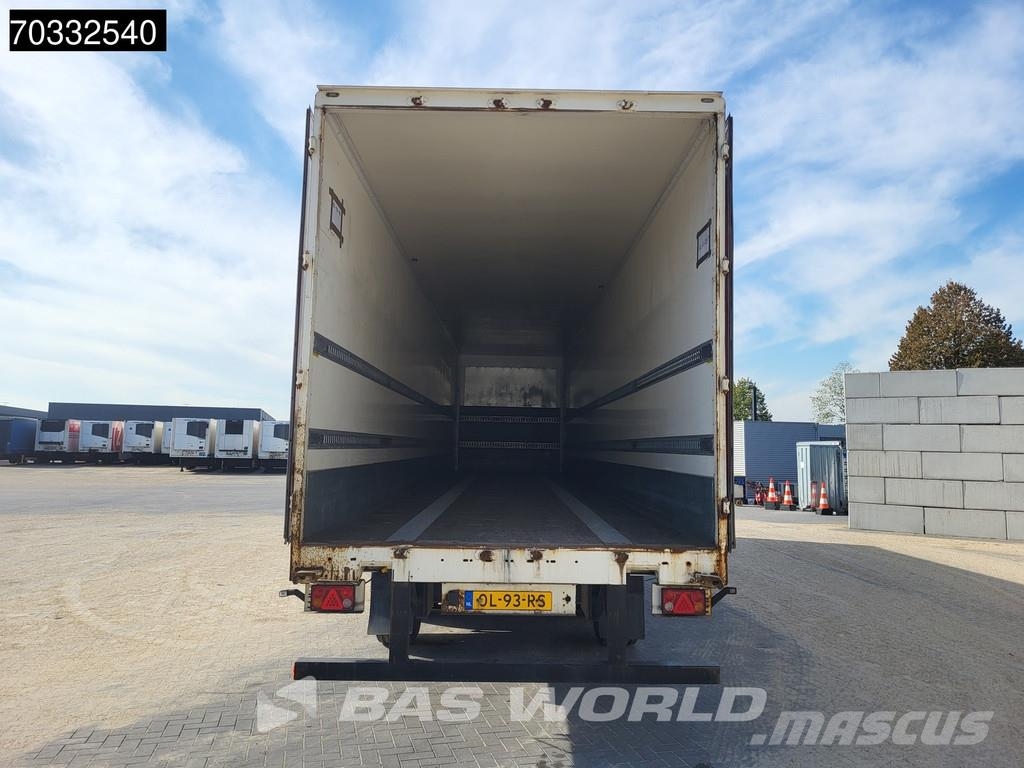 SYSTEM TRAILERS TFSSL27 Ply 3 axles SAF Kofferauflieger