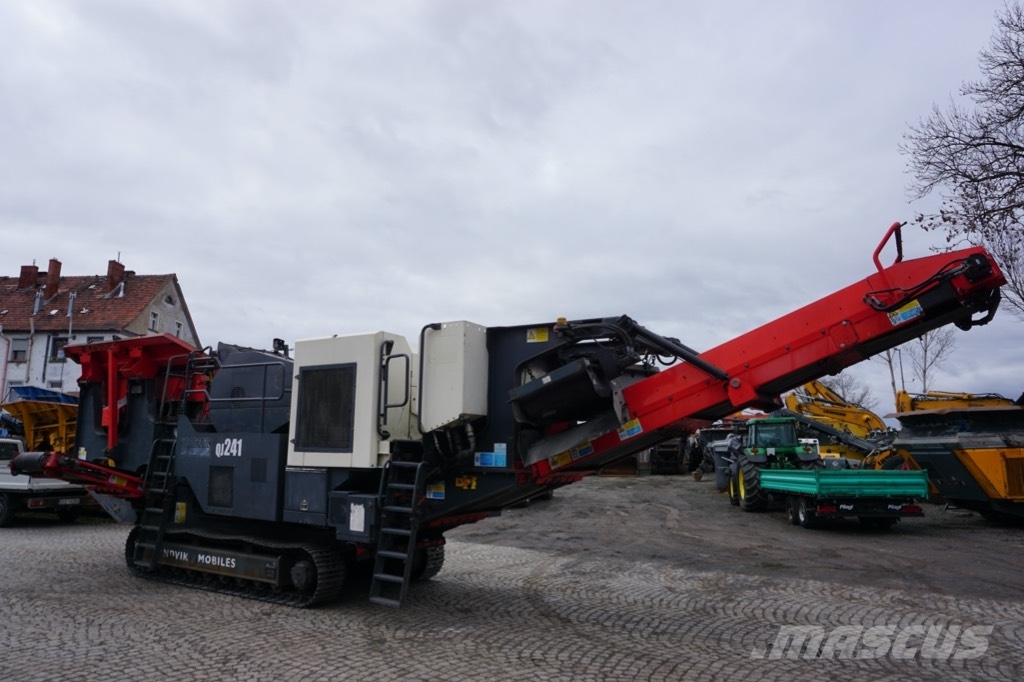 Sandvik QJ 241 Mobile Brecher