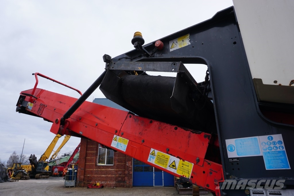 Sandvik QJ 241 Mobile Brecher