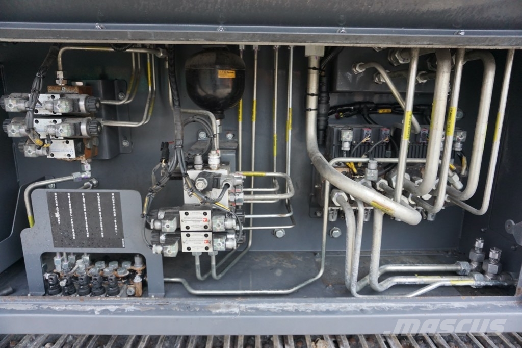 Sandvik QJ 241 Mobile Brecher