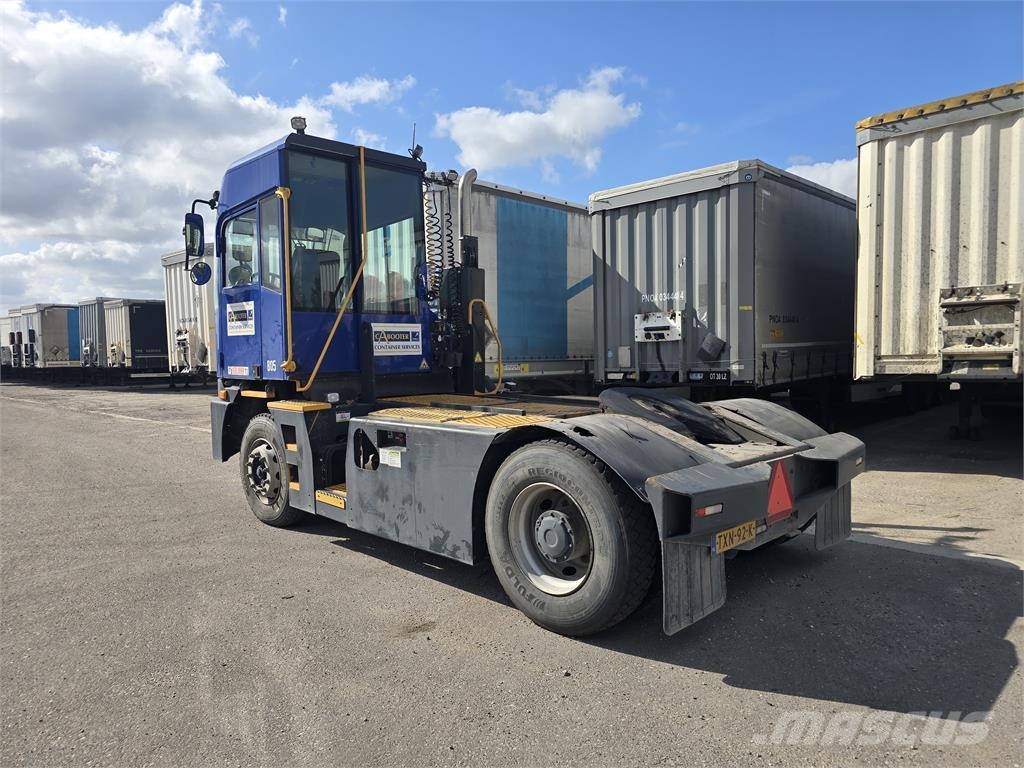 Kalmar T2i Trattori portuali