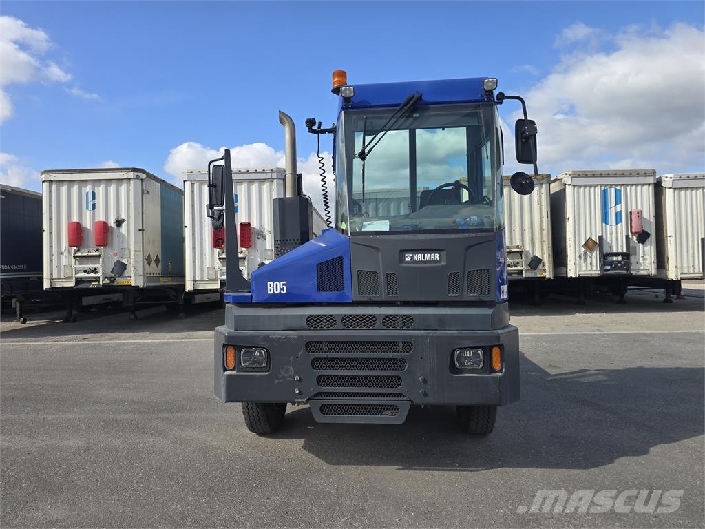 Kalmar T2i Trattori portuali