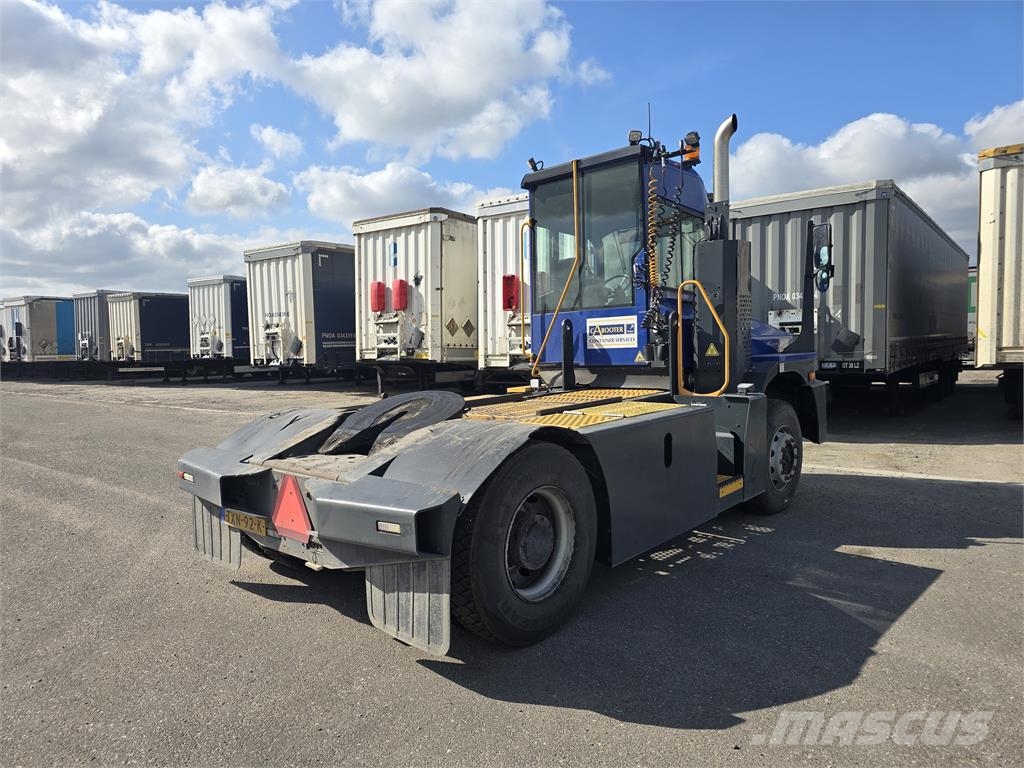 Kalmar T2i Trattori portuali