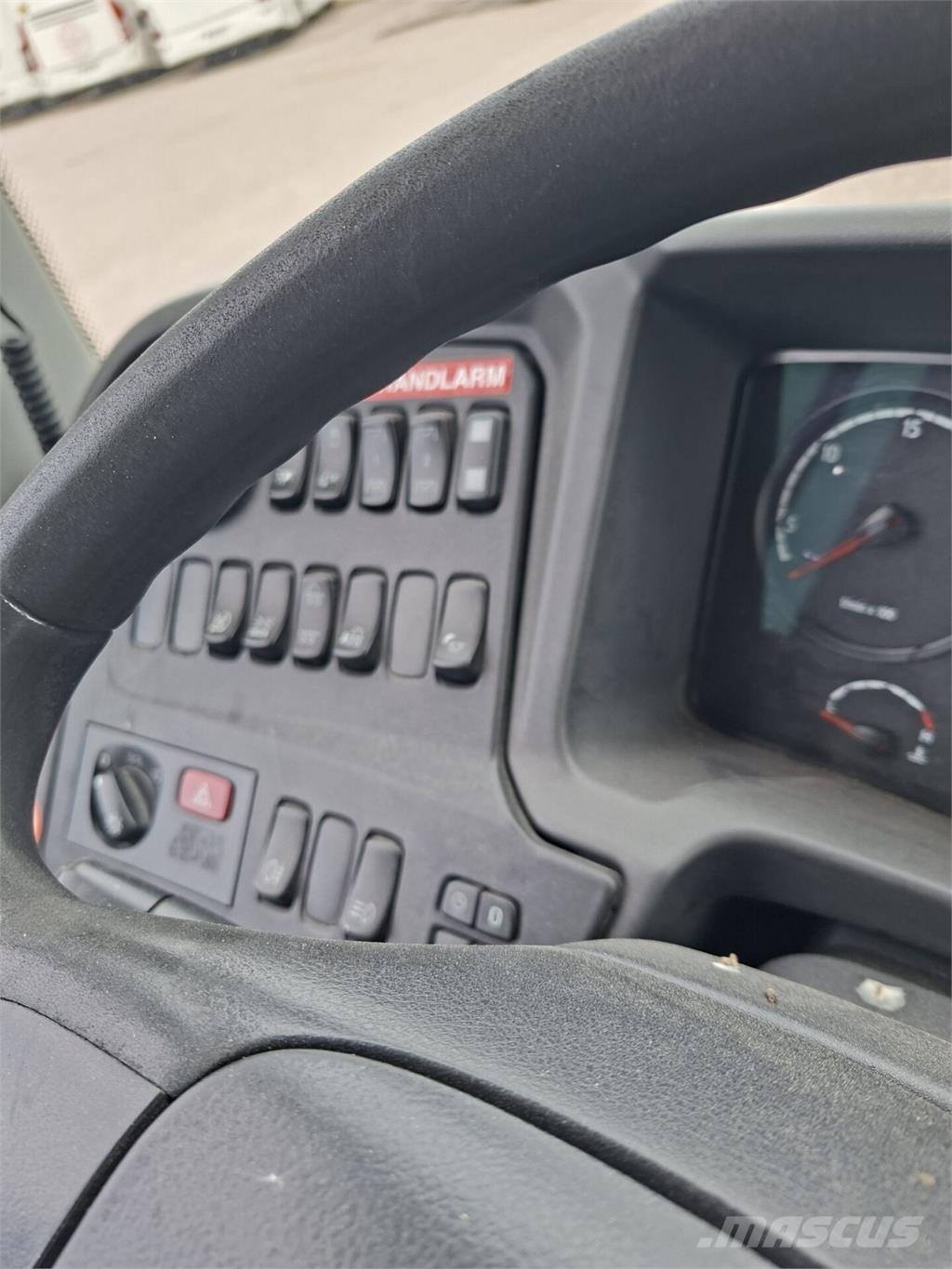 Scania K280 حافلة داخل المدينة