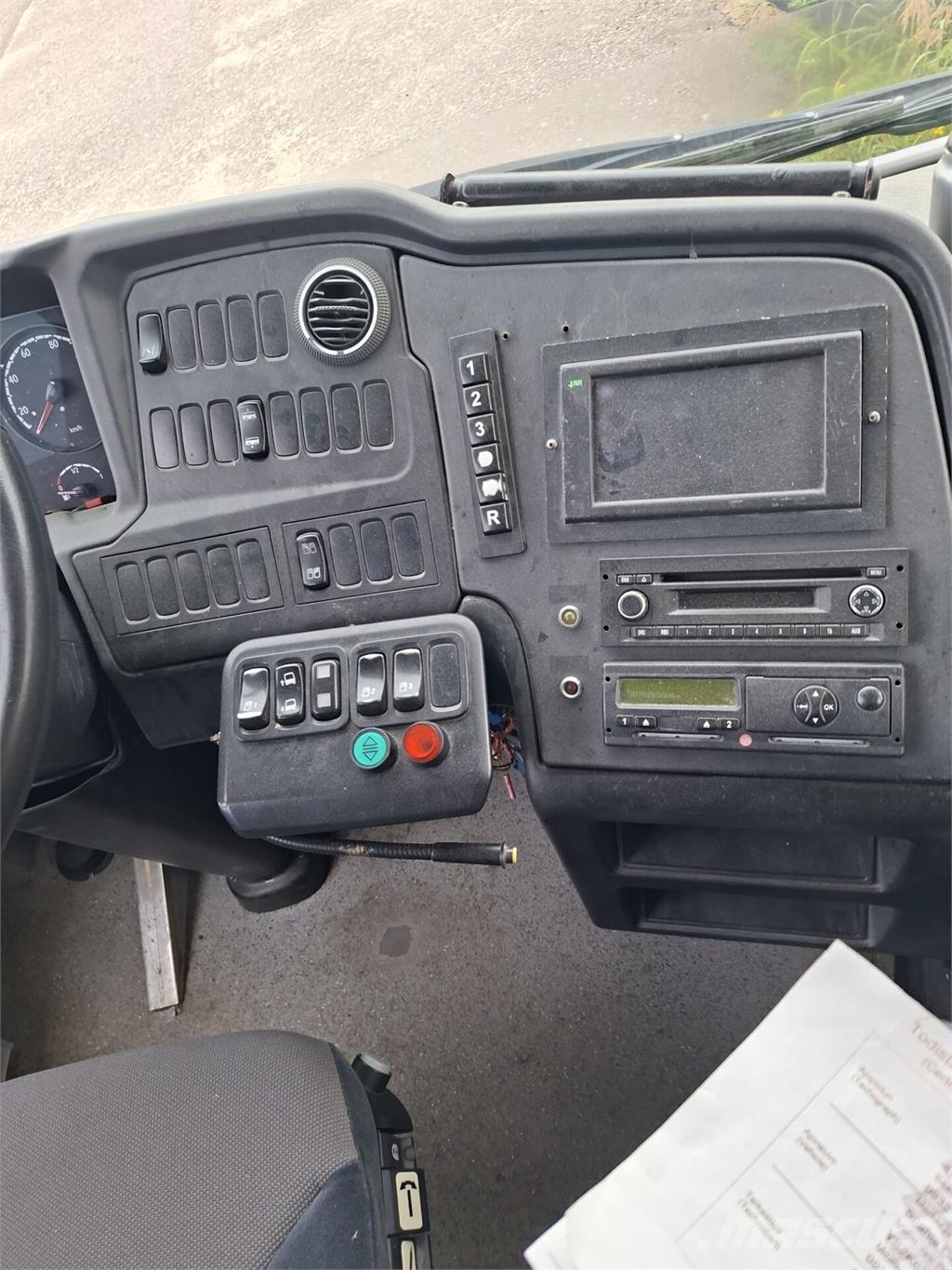 Scania K280 حافلة داخل المدينة