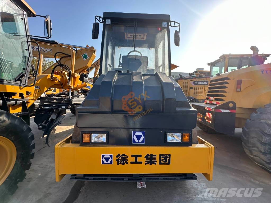 XCMG XD 103 Egydobos hengerek