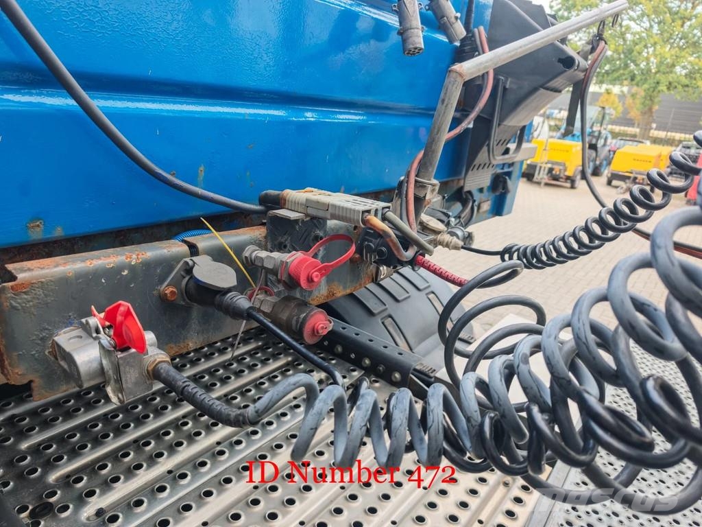 Ozgul LWS 8 Axle Semi trailer 8 Meter Extandable Powerst Semi remorque surbaissée