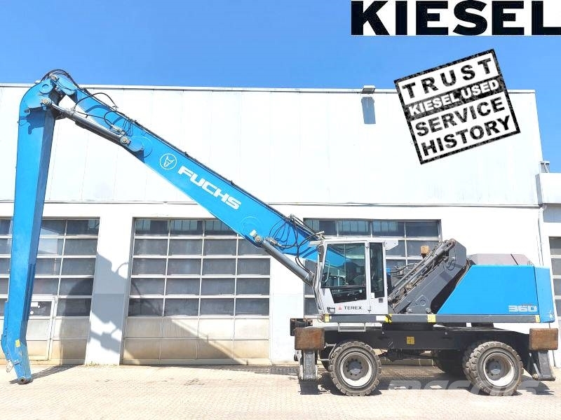 Fuchs MHL 360 F Waste / industry handlers